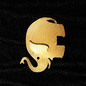 Napier goldtone elephant brooch